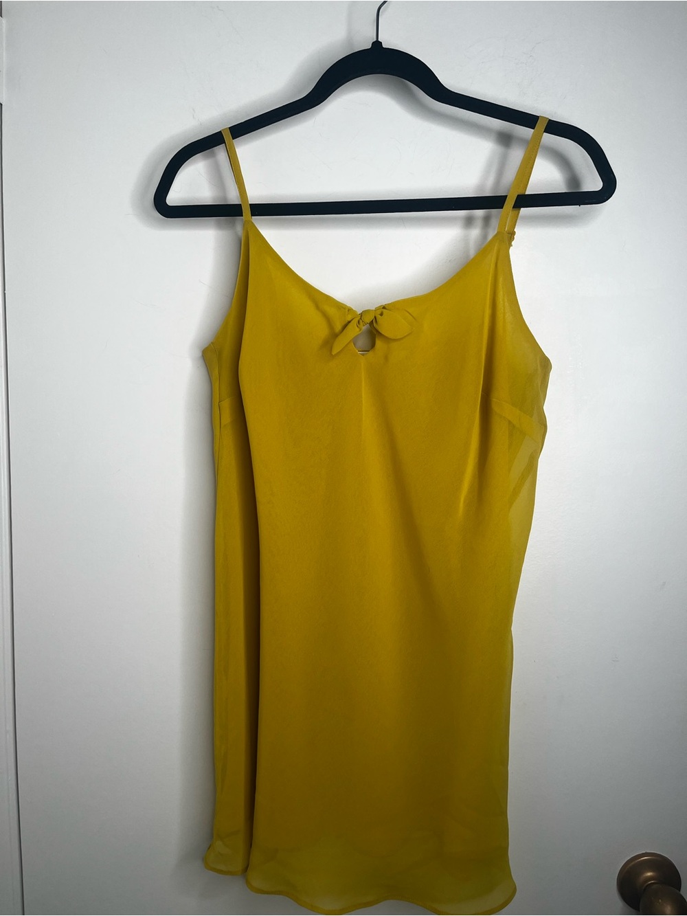 Cabi Sleeveless Slip Tank Cami Tie Med chartreuse layer piece Y2K Fairy Whimsy
